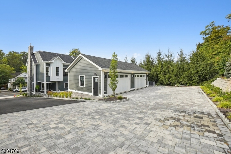 Summit - Residential