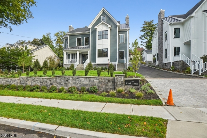 Summit - Residential