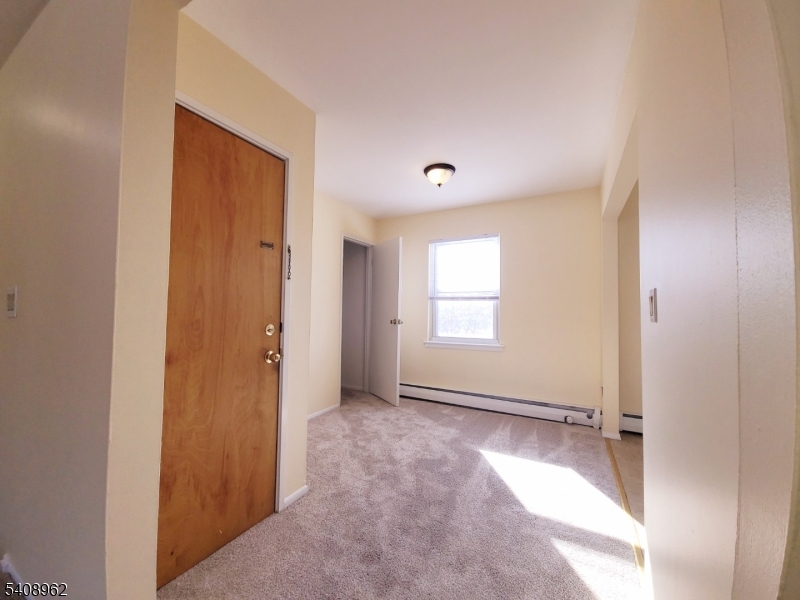 Rierview Houses In Edison - Residential