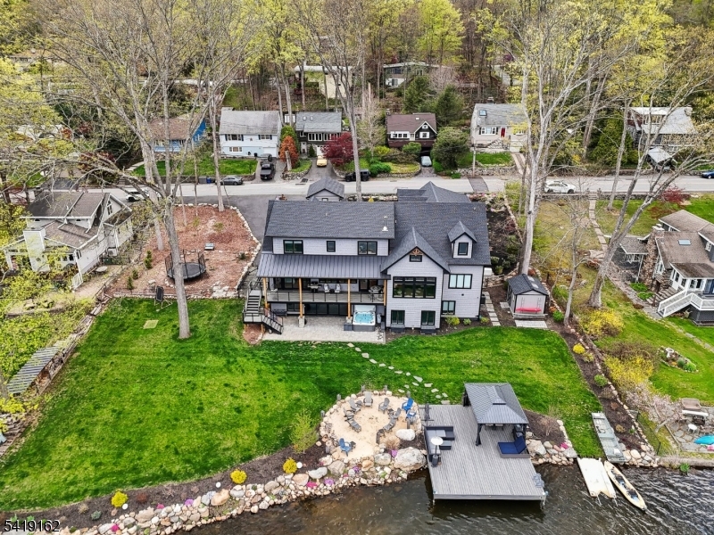 Cupsaw Lake - Residential