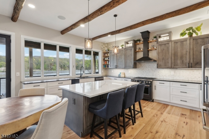 Cupsaw Lake - Residential