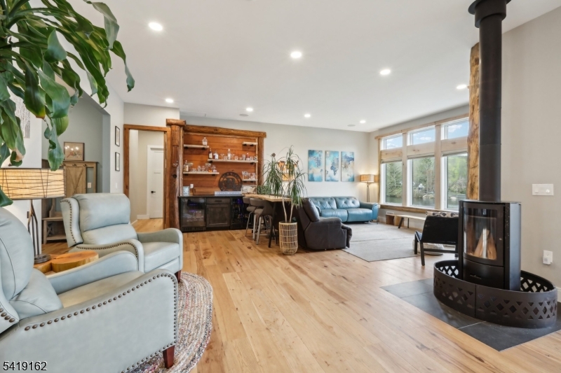 Cupsaw Lake - Residential