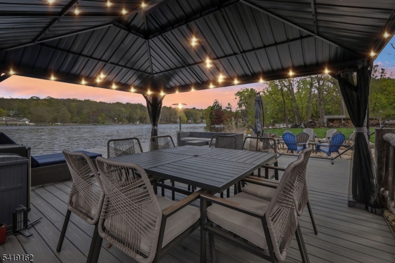 Cupsaw Lake - Residential