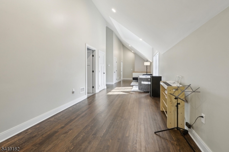 Cupsaw Lake - Residential