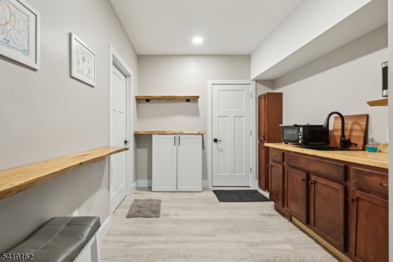 Cupsaw Lake - Residential