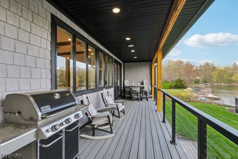 Cupsaw Lake - Residential