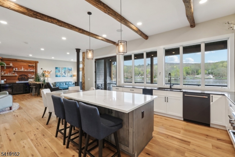 Cupsaw Lake - Residential