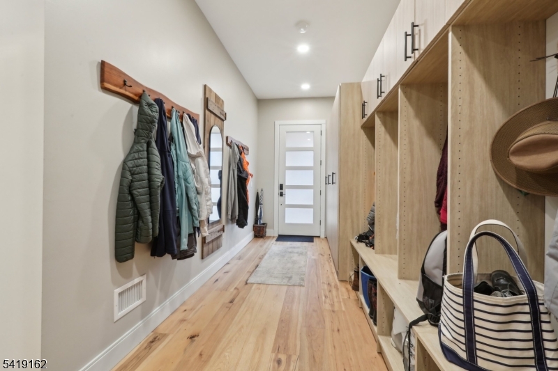 Cupsaw Lake - Residential