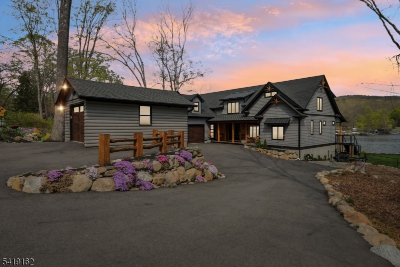 Cupsaw Lake - Residential