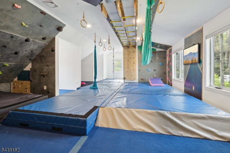 Cupsaw Lake - Residential