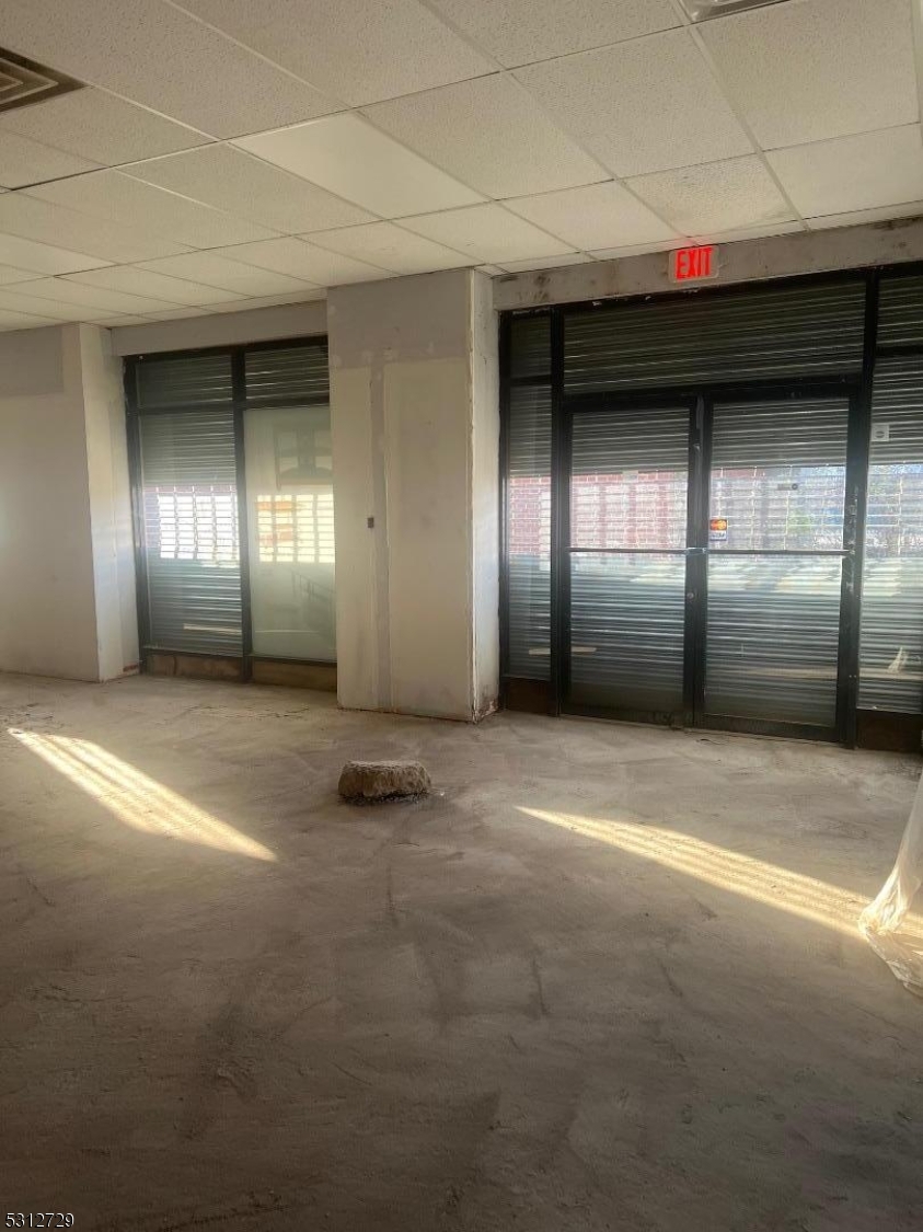 904-908 S Orange Ave - Commercial Sale
