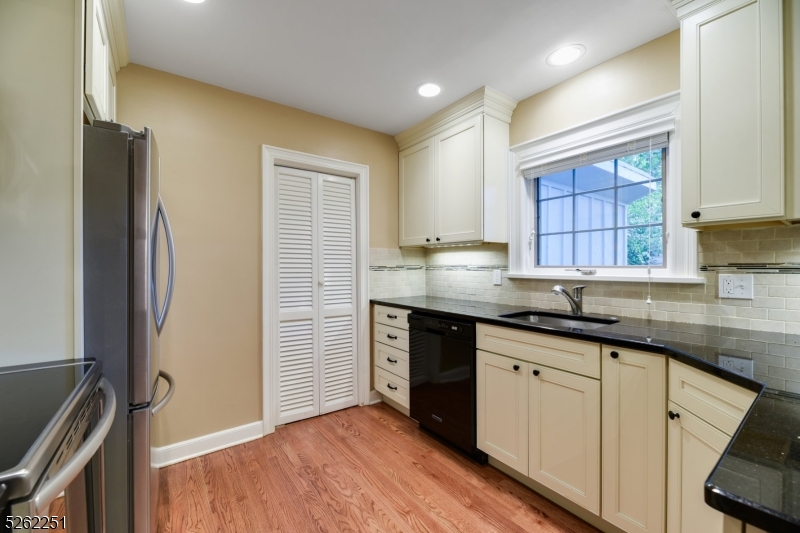 Glenwood Section - Residential