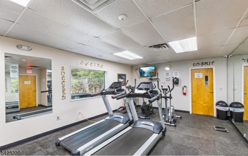 Mountain Club - Residential Lease