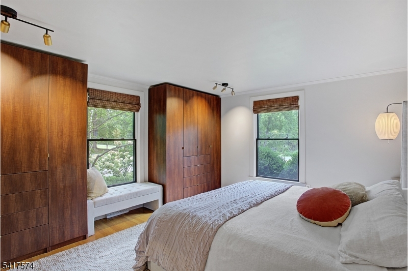 Mountainville Village - Residential