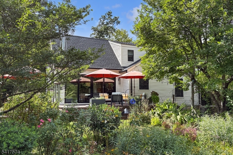 Mountainville Village - Residential