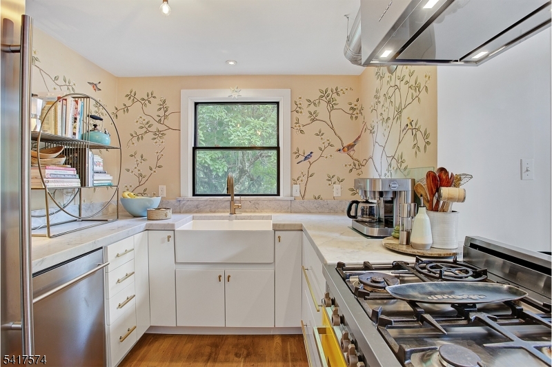 Mountainville Village - Residential