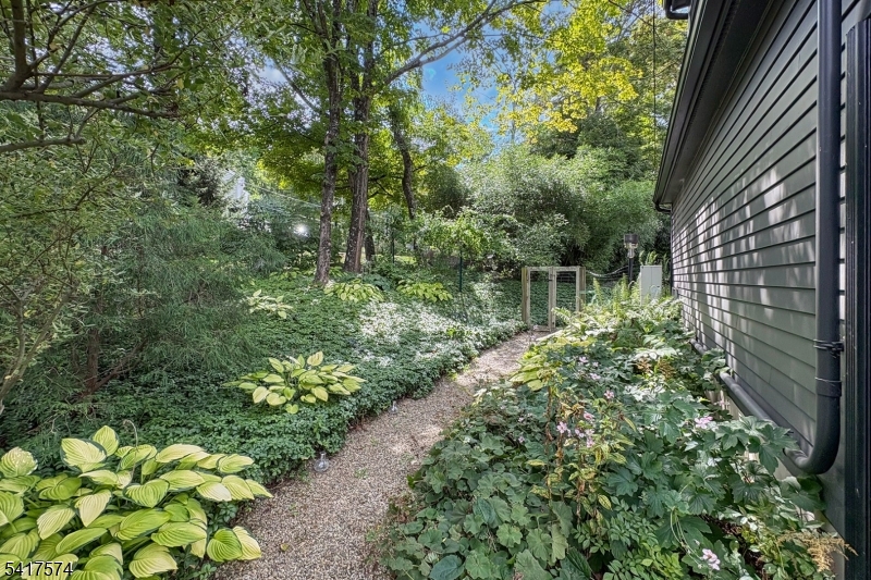 Mountainville Village - Residential