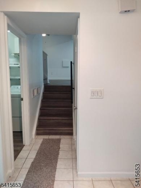 HIDDEN VALLEY - Residential