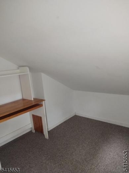 HIDDEN VALLEY - Residential