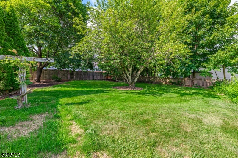 Vernon Twp., New Jersey 07461, United States, 3 Bedrooms Bedrooms, ,1 BathroomBathrooms,Residential,Coming Soon,168606