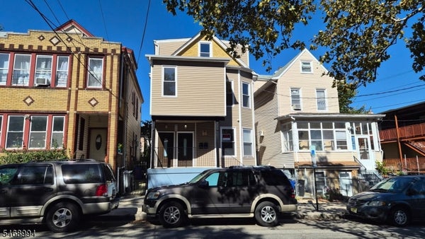 410 HARRISON ST # 2, PASSAIC, NJ 07055 - Image 95ecf937b68b3bb72fa086ea8a48bd15/450929007