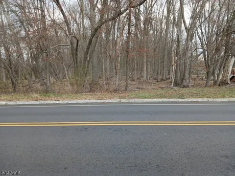 MLS: 3953955