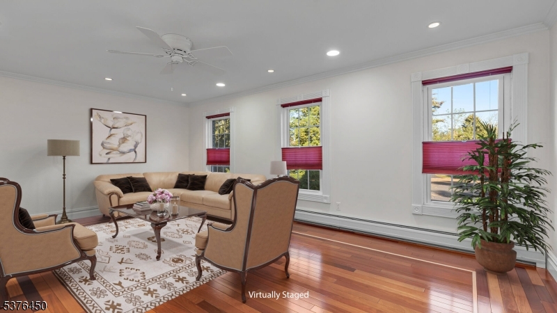 Berkeley Heights Twp., New Jersey 07922, United States, 2 Bedrooms Bedrooms, ,3 BathroomsBathrooms,Residential,Active,185793