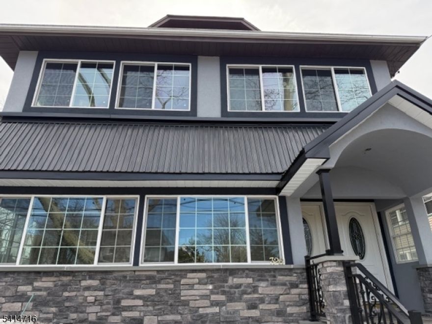 Spacious 2nd Floor Apartment Features Large Enclosed Front Porch, Living Rm, Dining Room, Kitchen, 2 Bedrooms & Full Bath. Application, Credit Report, Proof of Income Required. Available May 1st. Located Close to Ny. Trans, Shopping & Restaurants