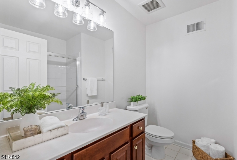 Lakeside - Residential