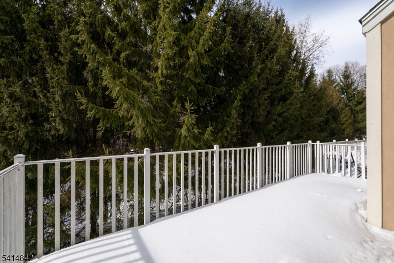 Lakeside - Residential