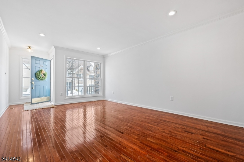 Lakeside - Residential