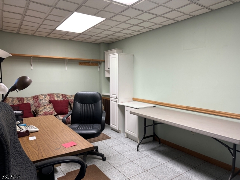 Ironbound - Commercial Lease