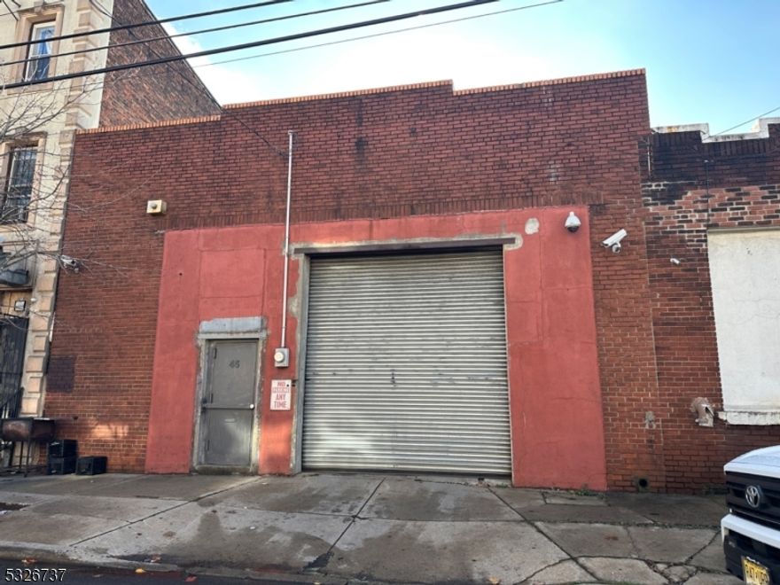 Opportunity to lease 3300 sq. feet  Negotiable  warehouse + Office  sitting on 33X104 sq. feet .Overhead Door 12 X 22. conveniently  located in South Ironbound  at approximately 10 minutes from Newark International Airport &  Port Authority, Routes, 1-9, 21, NJTurnpike,