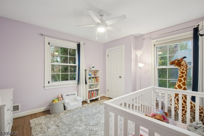 SPRINGFIELD PARK MANOR - Residential