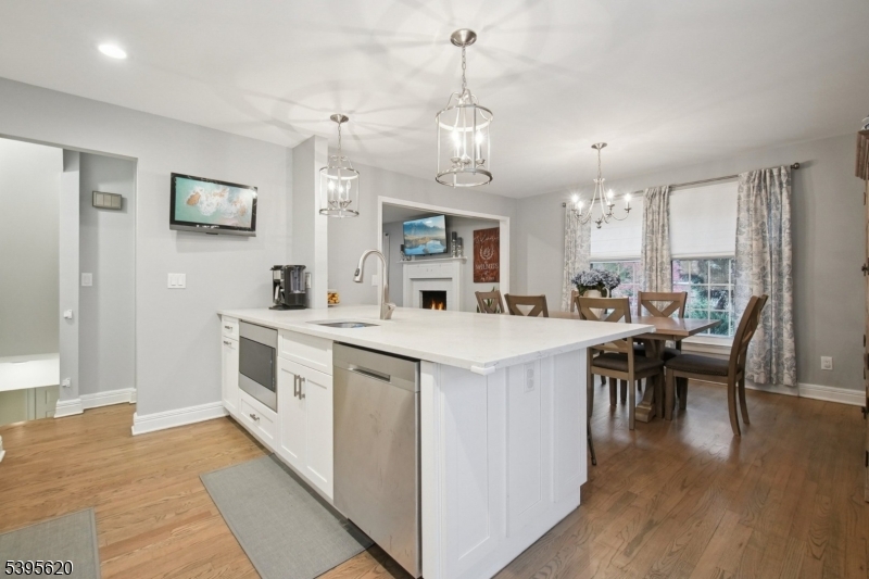 SPRINGFIELD PARK MANOR - Residential