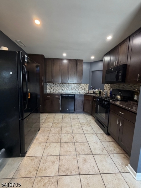 Parlin - Residential Lease