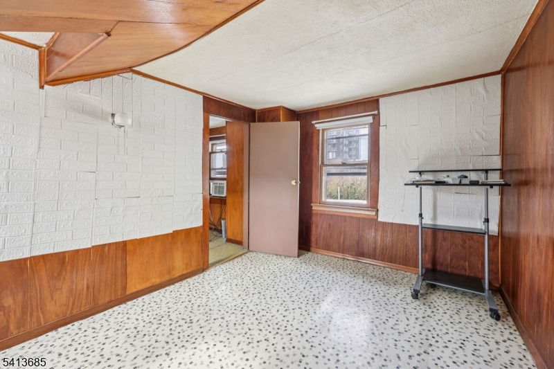 Ironbound - Residential Income