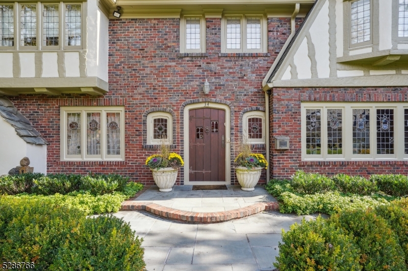 Old Short Hills - Residential