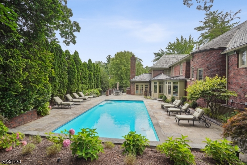 Old Short Hills - Residential