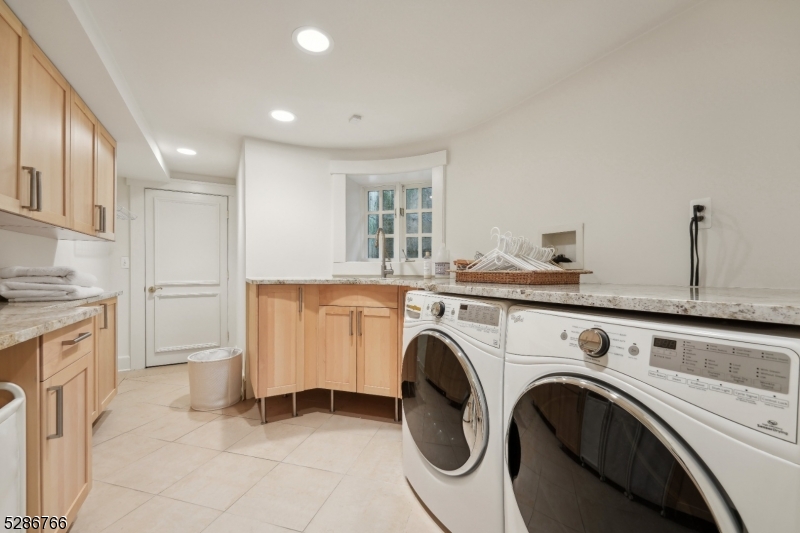 Old Short Hills - Residential