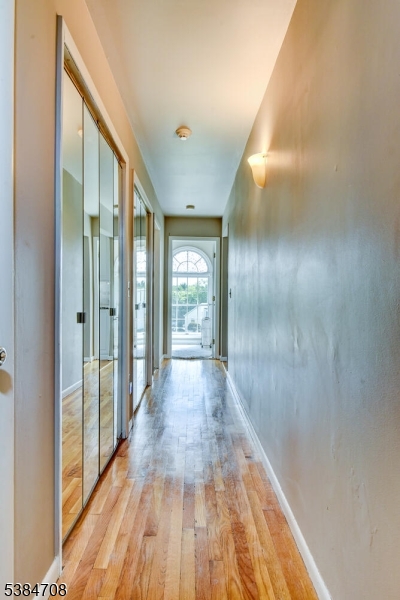 Neshanic - Residential