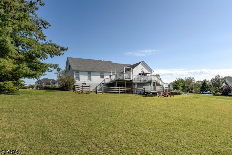 Neshanic - Residential