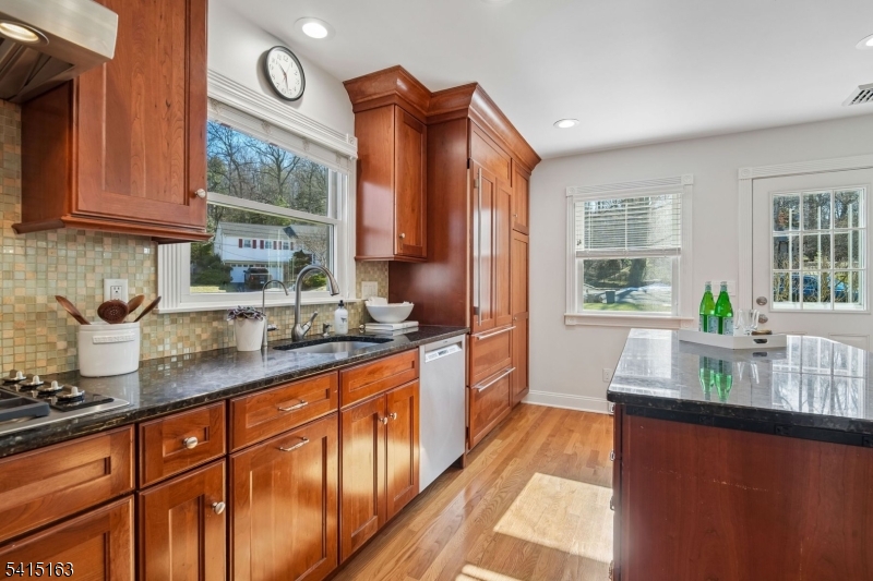 Tall Oaks - Residential