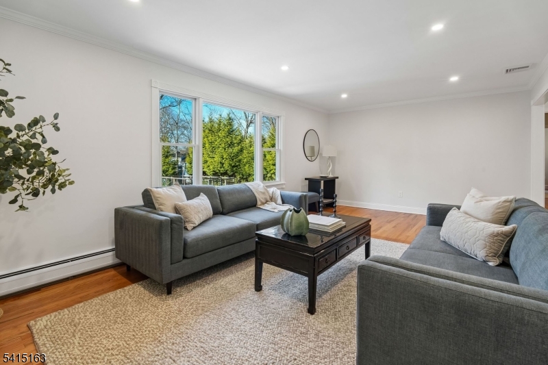 Tall Oaks - Residential