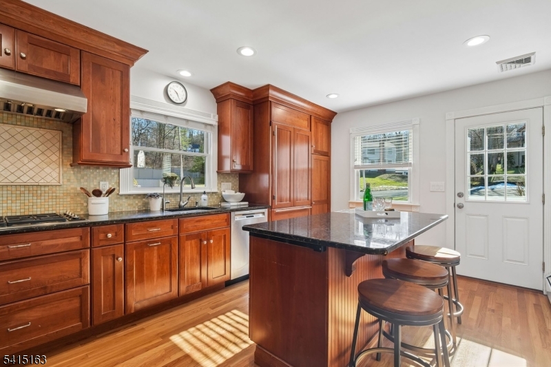 Tall Oaks - Residential