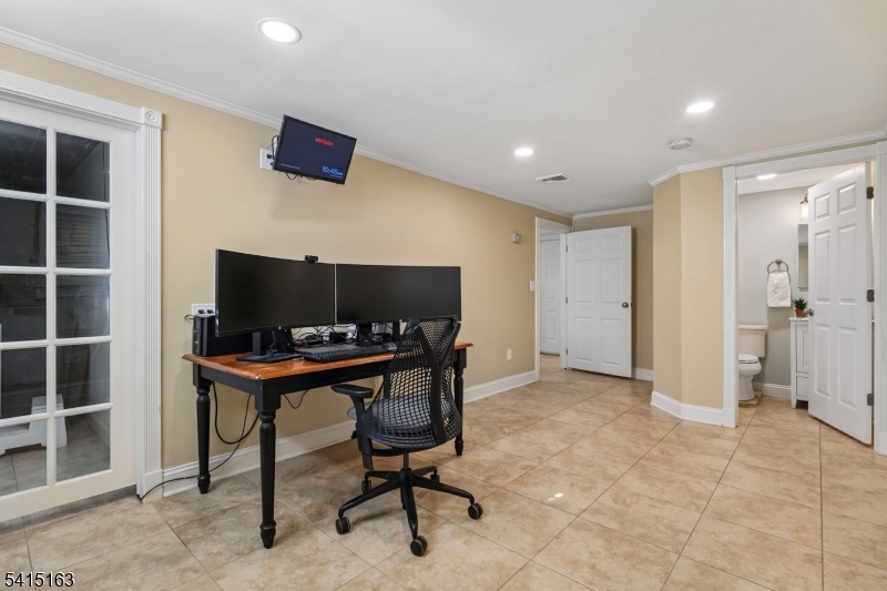 Tall Oaks - Residential