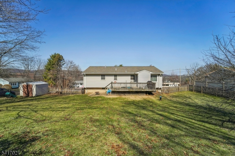 ASPEN WOODS - Residential