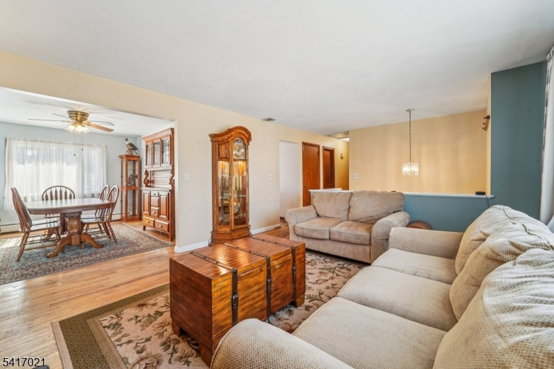 ASPEN WOODS - Residential