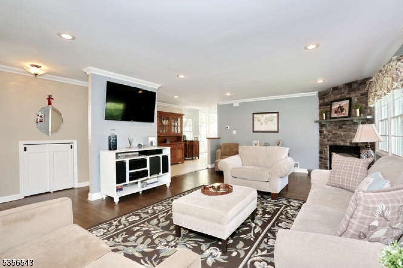 191 Pinelynn Rd