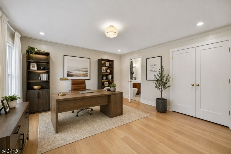OLD SHORT HILLS - Residential